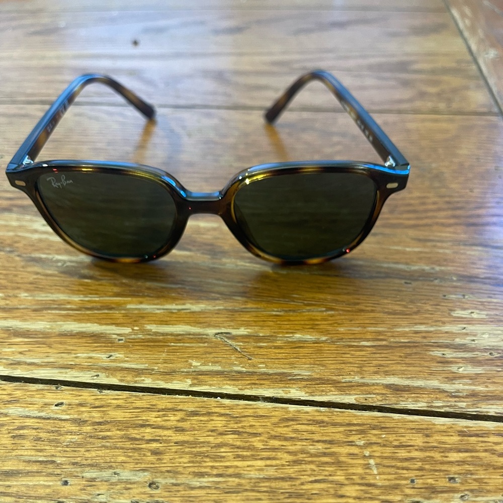 Ray Ban kids unisex sunglasses